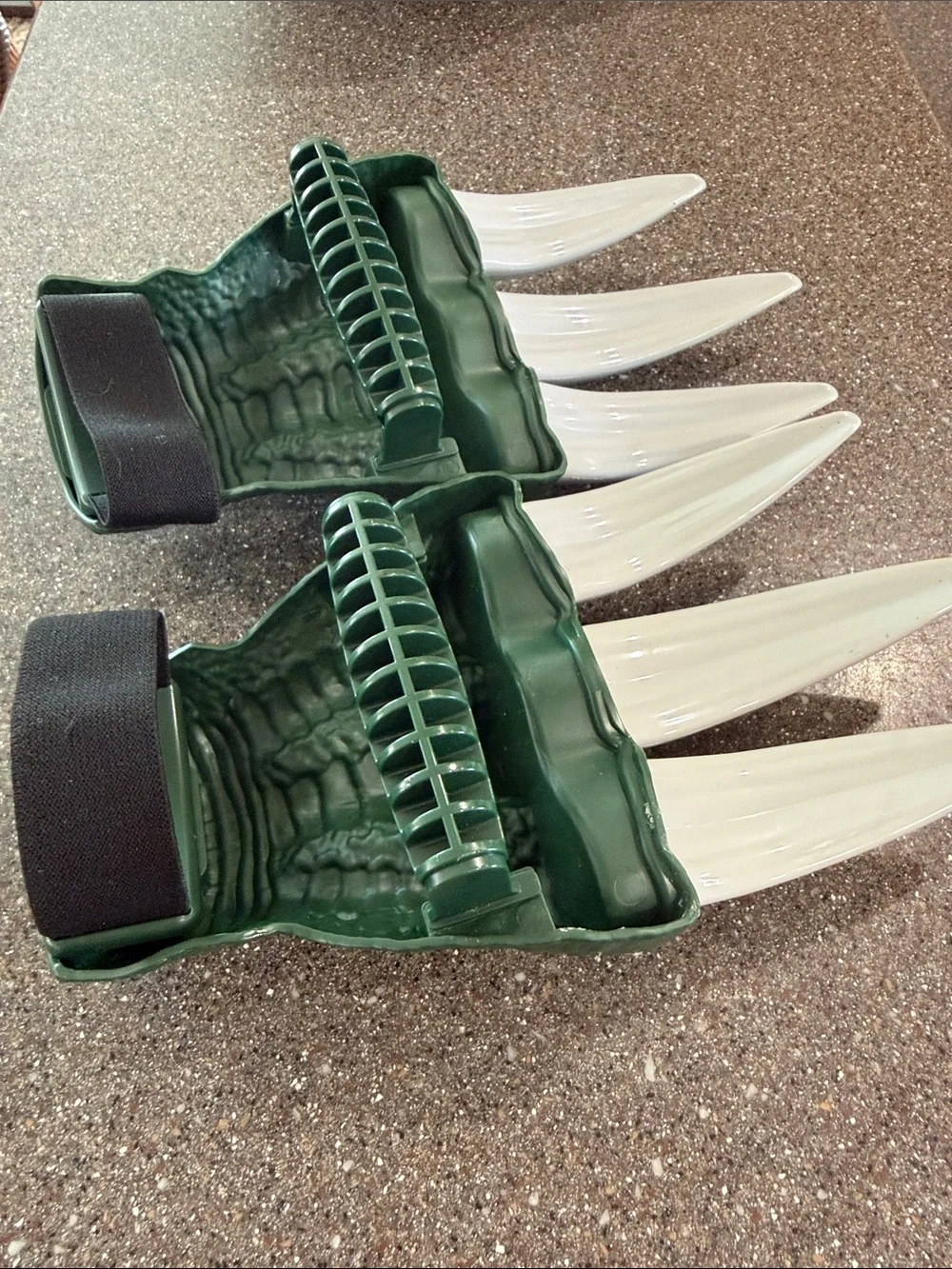 Jurassic Green Dinosaur Claw Costume Gloves with White Talons